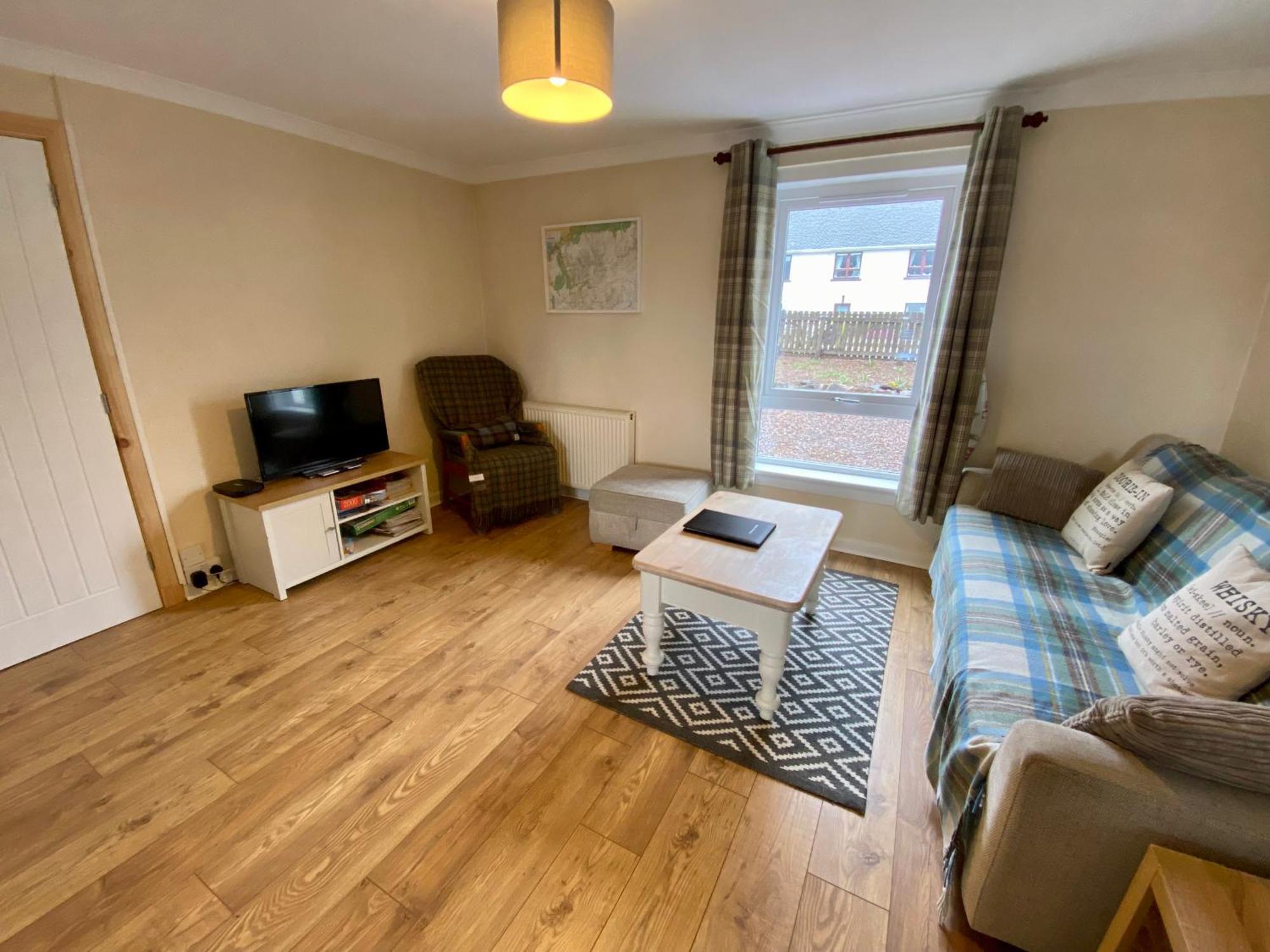 Inverlochy Traditional 3 Bed Town House מראה חיצוני תמונה